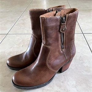 Women's Born Boots